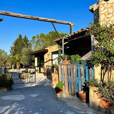 Assunta Alloggio per agriturismo *