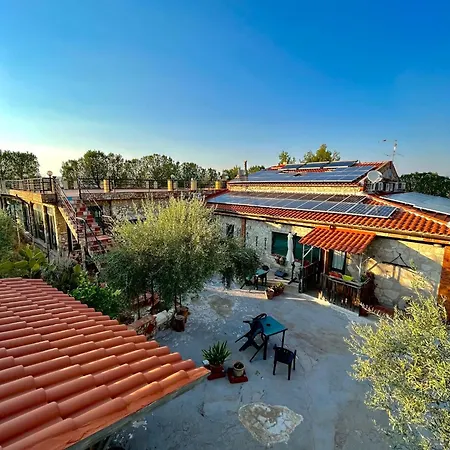 Assunta Alloggio per agriturismo Santa Caterina Villarmosa
